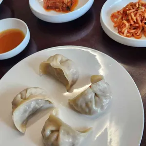 자하손만두 사진 1