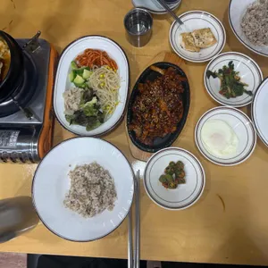 청국장과보리밥 대표 사진