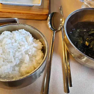 산으로간고등어 사진