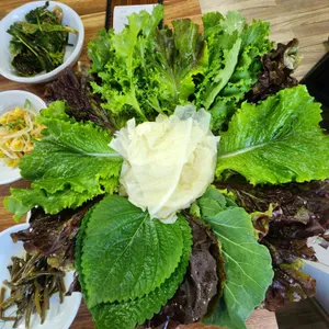 홍가네우렁쌈밥 리뷰 사진