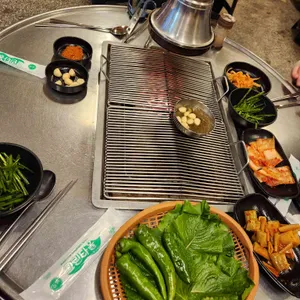 왕재봉흑돼지 사진