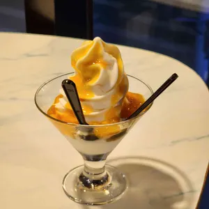 커피홀베이커리 사진 2