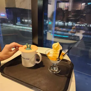 커피홀베이커리 대표 사진