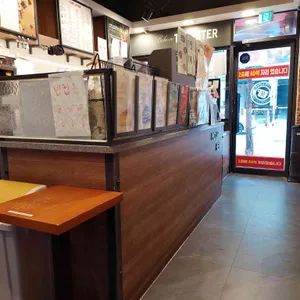 모먼트오월 리뷰 사진