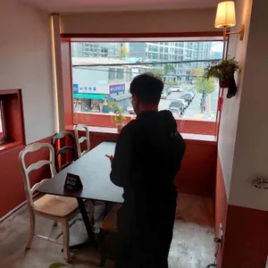 모먼트오월 리뷰 사진