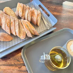 베이커리 씨어터 대표 사진