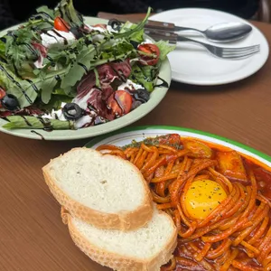 불러바드 대표 사진