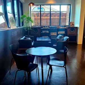 스포트라이트 커피 리뷰 사진