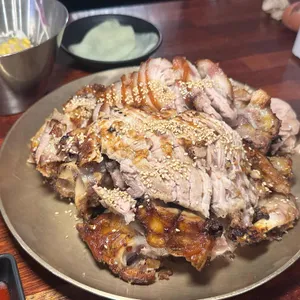 깐깐한족발 사진