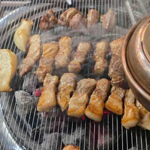 상구네돼지구이 사진