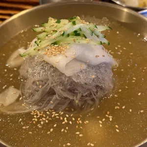 고기꾼 김춘배 사진