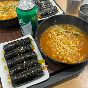 청춘꼬마김밥 사진