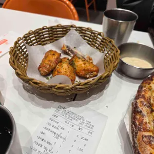 노모어피자 대표 사진