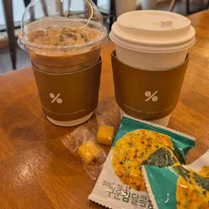 텐퍼센트커피 대표 사진