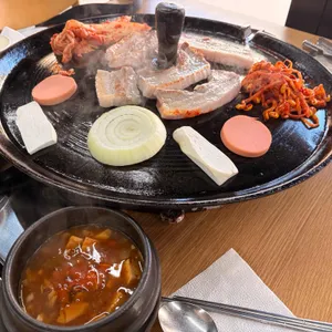 파김치솥뚜껑생삼겹살 사진 1