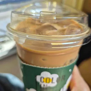 컬러인커피 사진