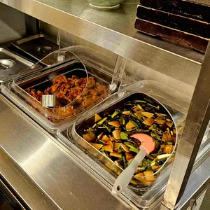 신사와 칼국수 사진