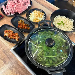 등촌샤브칼국수 사진