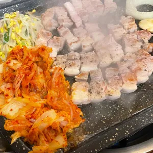 합정생고기김치찌개 사진