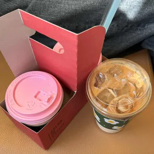 컬러인커피 사진 1