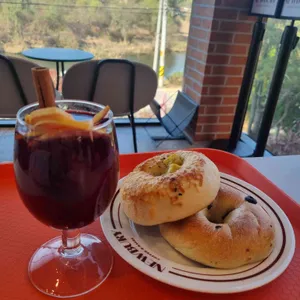 뉴버리 대표 사진