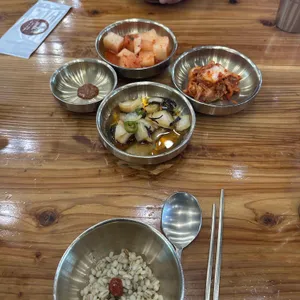 먹돌고기국수 사진