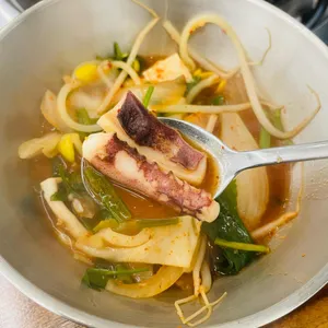 대청얼큰오징어찌개 대표 사진