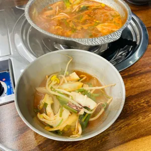 대청얼큰오징어찌개 사진