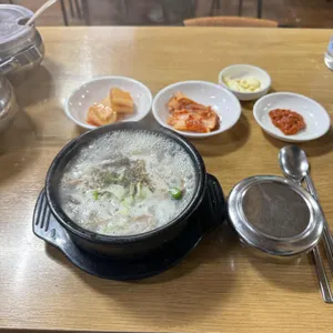 할머니 순대국 사진 1