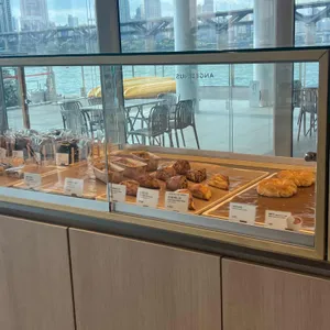 엔제리너스 사진 2