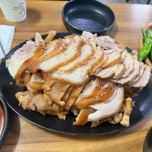 소문난순대국왕족발 대표 사진