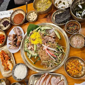 원조부산족발 사진