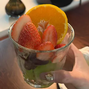 시즌즈 리뷰 사진