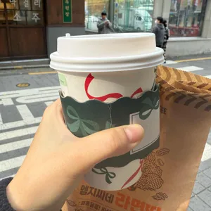 스타벅스 리뷰 사진