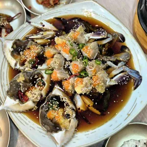 이하정 간장게장 사진