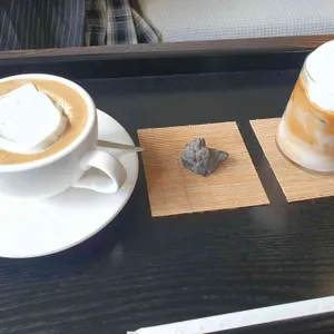 이상누각 크림커피 대표 사진