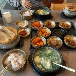 완뚝순두부 대표 사진