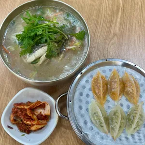 아마닭칼국수.냉삼집 사진