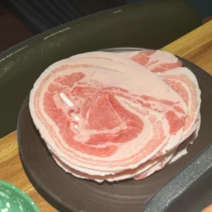 압구정 대표 사진