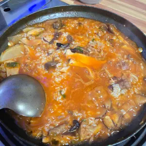 먹어보자 부대찌개 사진