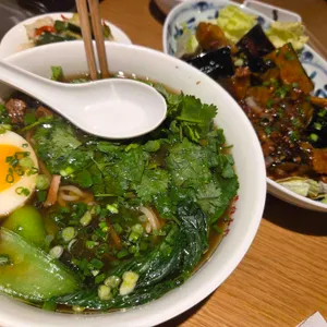 진중 우육면관 사진