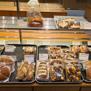 본누벨 리뷰 사진