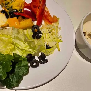 애슐리퀸즈 대표 사진