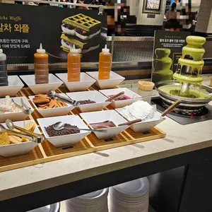 애슐리퀸즈 사진