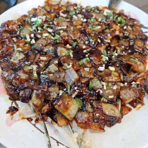 연일개미집 사진