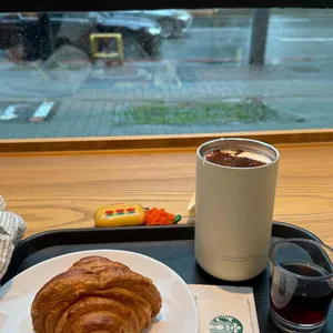 스타벅스 사진 1