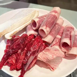 꾸석지돌판한우 사진