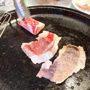 꾸석지돌판한우 대표 사진