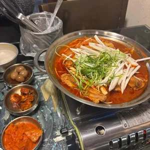 황남두꺼비식당 사진 1