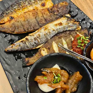 달빛에구운고등어 사진